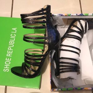 SHOE REPUBLIC LA STRAPPY HEELS